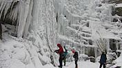 V bývalém lomu v Liberci vytvořil mráz ledovou horolezeckou stěnu