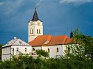 Kostel sv. Mikuláše v Týništi nad Orlicí