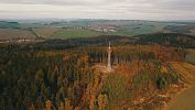 Nejhezčí rozhledny v ČR nabízí dechberoucí výhledy. Z některých dohlédnete až na Alpy
