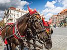Jízda kočárem na Staroměstském náměstí v Praze
