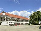 Zámek Oslavany – muzeum, pivovar a bývalý klášter