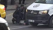 Kovboj útočil na Václavském náměstí na lidi. Taxikáři dal pěstí