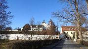 Zlatá mládež mocných Pernštejnů dostala přebohaté Pardubice do kolen a málem do zapomnění