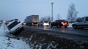 Uzavřená D6 v obou směrech. Z Ústeckého kraje je jedna velká ledovka